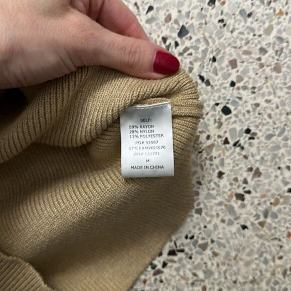 Le Lis Give Me the Tea button front sweater dress pearl medium m tan - Picture 7 of 10